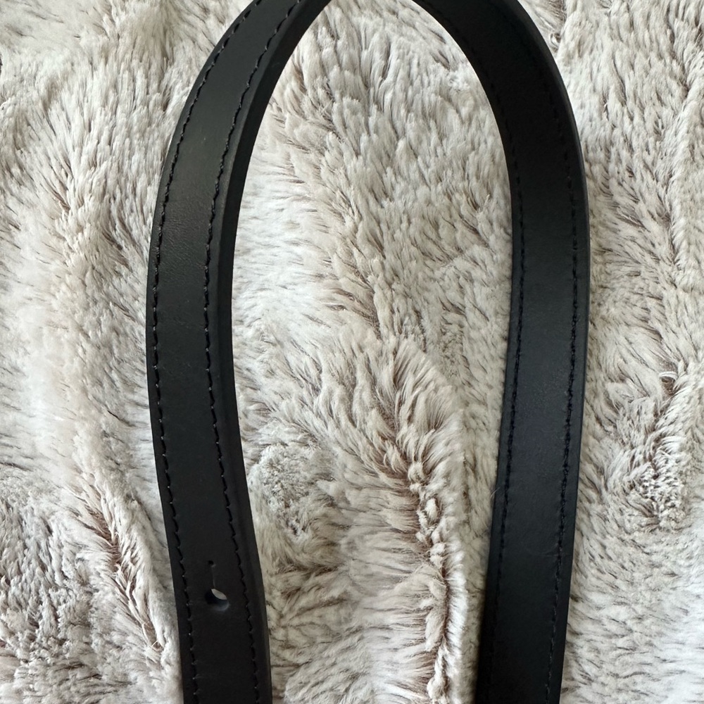 Sold on FB. Louis Vuitton S-Lock Vertical Wearbale Wallet Taurillon Black - Picture 16 of 17